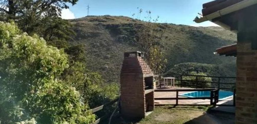 VENTA CUATRO CABAÑAS, LA FALDA CORDOBA