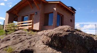 VENTA/PERMUTA COMPLEJO DE 4 CABAÑAS A TERMINAR, VILLA CARLOS PAZ