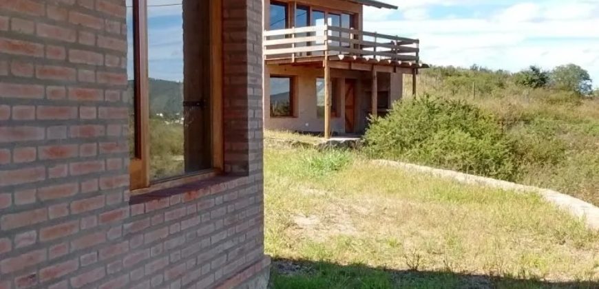 VENTA/PERMUTA COMPLEJO DE 4 CABAÑAS A TERMINAR, VILLA CARLOS PAZ