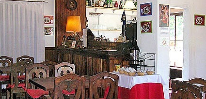 VENTA RESTAURANTE Y HOSTERIA EN CENTRO Villa General Belgrano